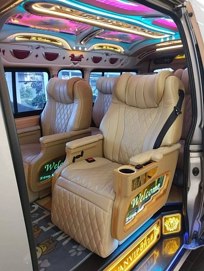 Luxury Van rental 8 seats